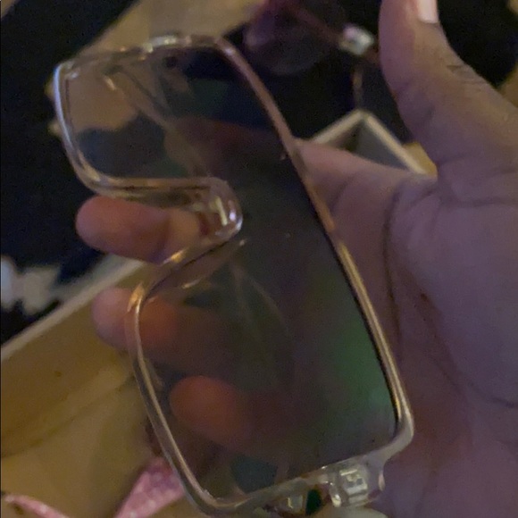 Shades - Picture 5 of 9